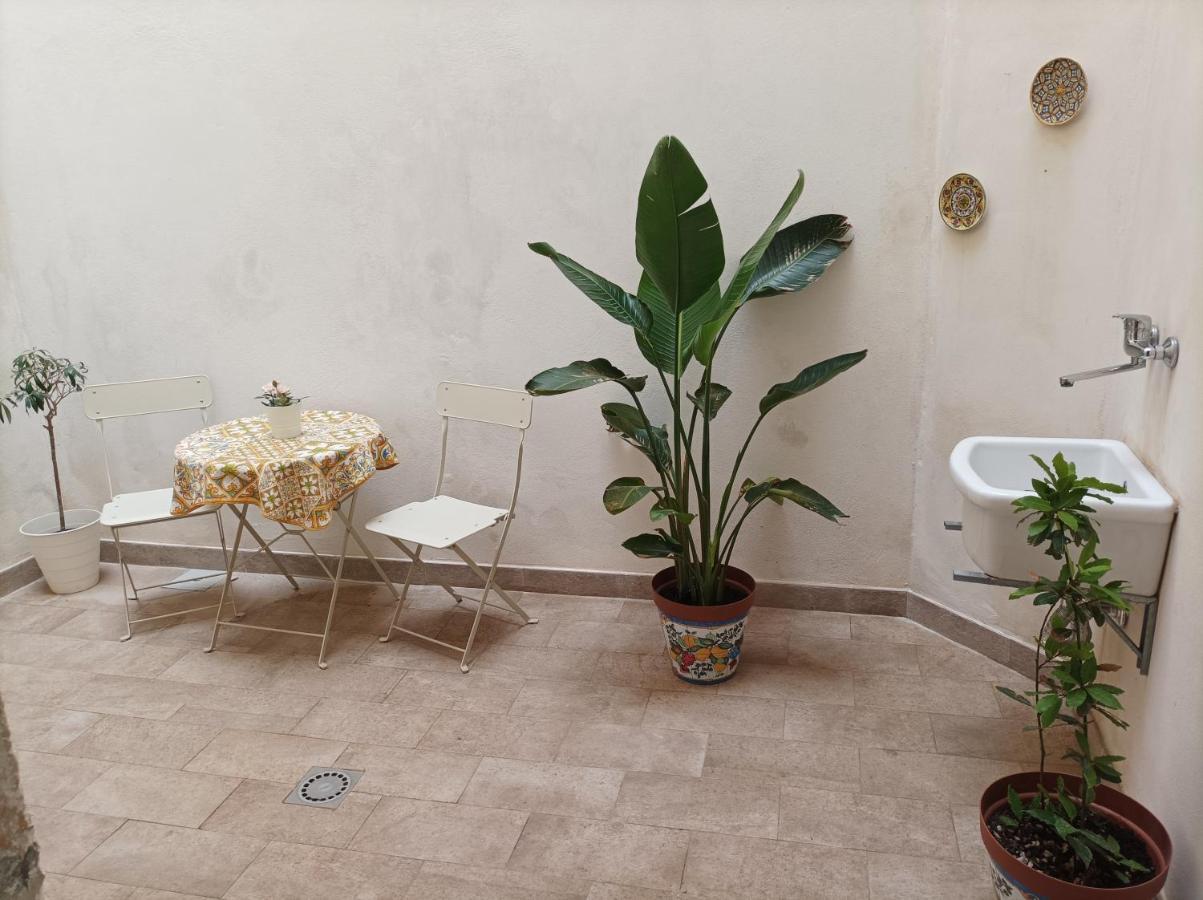 Casa Pasubio Apartment Syracuse Bagian luar foto